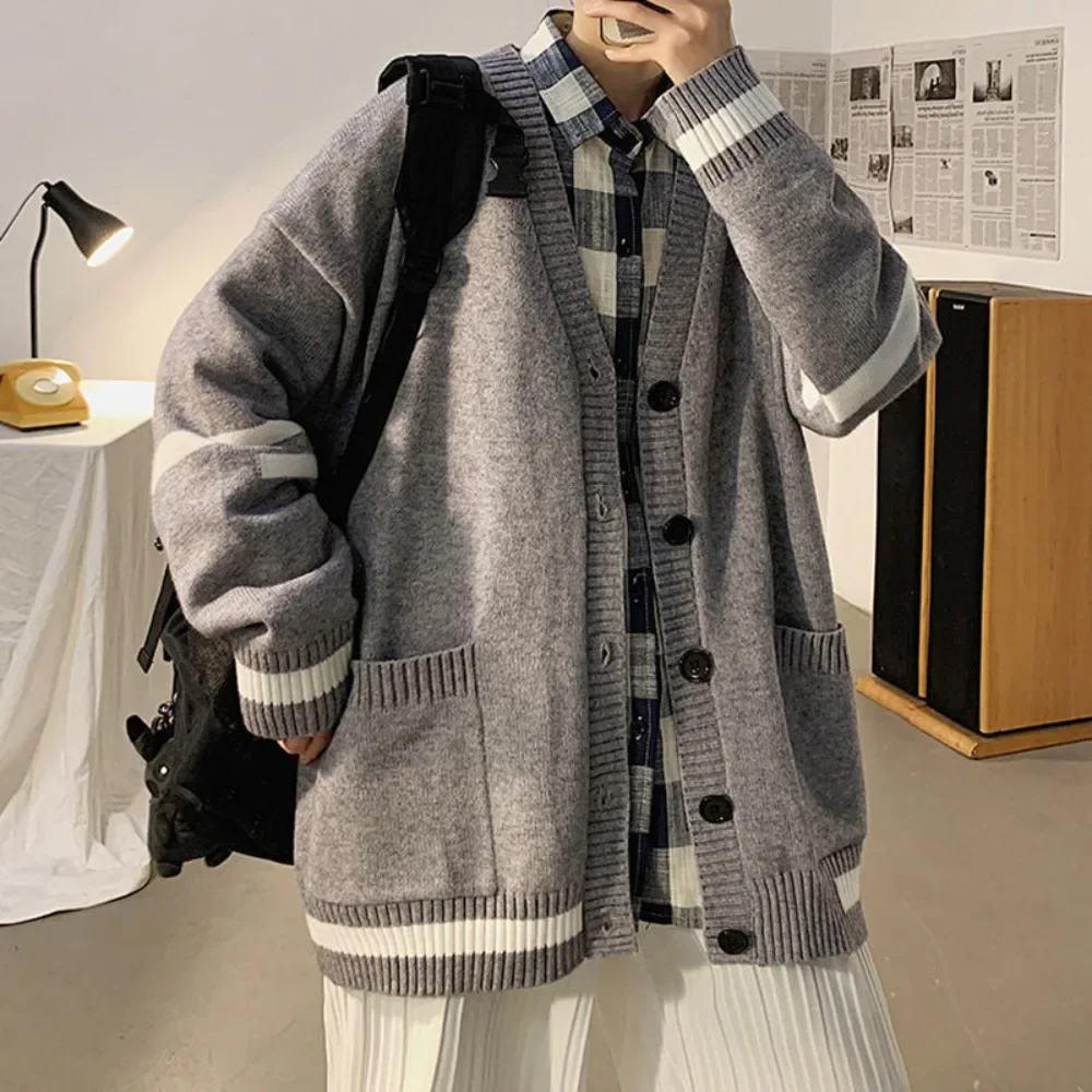 kf-S23547b005e8e4133aa94b084ee92e9a6N-Autumn-and-winter-cardigan-sweater-men-ins-Hong-Kong-wind-loose-lazy-wind-V-neck-sweater