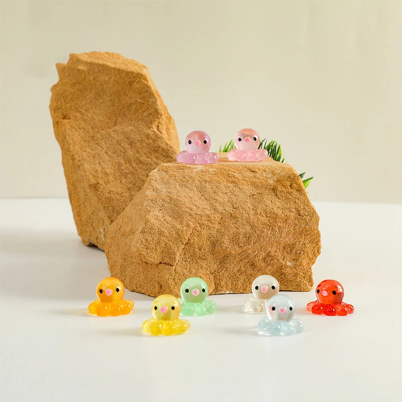 kf-Sab7114fd88d747b1a1387af8393e87b6Y-1PC-Cartoon-Mini-Octopus-Luminous-Toy-Cute-Decorations-Kids-Miniature-Figurines-Gifts-Fish-Tank-Aquarium-Decoration