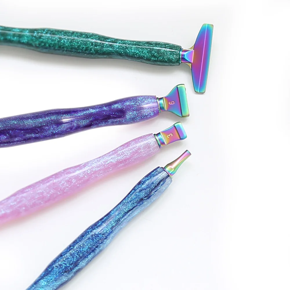 kf-Sc0e5feabf7a84d3182f73f9caa7c5cfb5-5D-Resin-Diamond-Painting-Pen-Thread-Metal-Replacement-Pen-Heads-Point-Drill-Pens-With-Glue-Clay